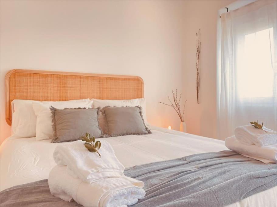 Cozy Apartment With Private Courtyard Barcarena Ngoại thất bức ảnh